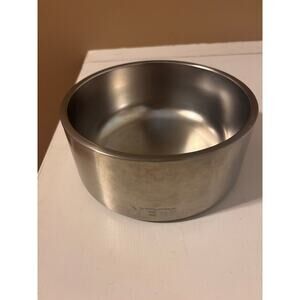 Yeti dog bowl Preowned